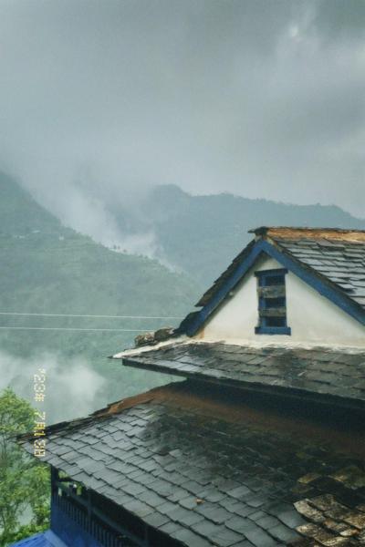 Image of a roof top of a village house-banrupi